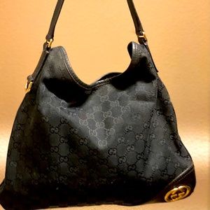 Black, vintage Gucci handbag - pre-loved, but EUC!